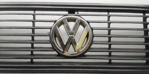 Volkswagen Transporter - Caravelle T3 Grille calandre supérieure de pare-chocs avant 251853653E