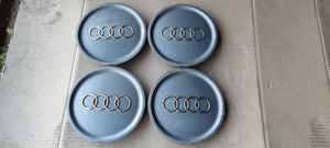 Audi A4 S4 B5 8D Borchia ruota originale 8D0601165D