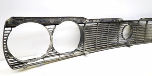 Volkswagen PASSAT Maskownica / Grill / Atrapa górna chłodnicy 321853653E