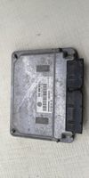 Volkswagen Polo Calculateur moteur ECU 03E906033L