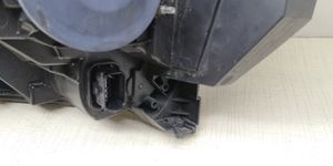 Renault Kangoo III Lampa przednia 260103369R