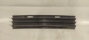 Mercedes-Benz E W210 Grille inférieure de pare-chocs avant A2108850223