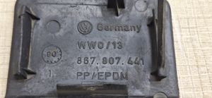 Volkswagen Polo II 86C 2F Zaślepka haka holowniczego zderzaka tylnego 867807441