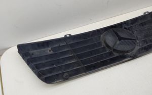 Mercedes-Benz Sprinter W901 W902 W903 W904 Atrapa chłodnicy / Grill 9018880123