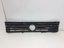 Volkswagen Polo III 6N 6N2 6NF Maskownica / Grill / Atrapa górna chłodnicy 867853653G