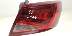 Seat Leon (5F) Galinis žibintas kėbule 5F0945208E