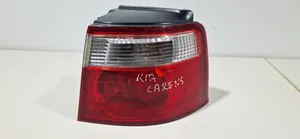 KIA Carens I Задний фонарь в кузове 