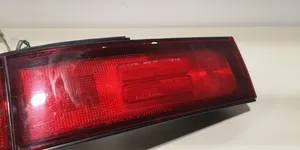 Mitsubishi 3000 GT Lampa tylna 22037598