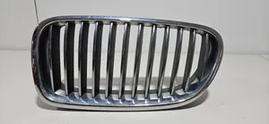 BMW 5 F10 F11 Atrapa chłodnicy / Grill 51137200727