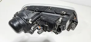 Volkswagen PASSAT B5.5 Lampa przednia 1EL00834007