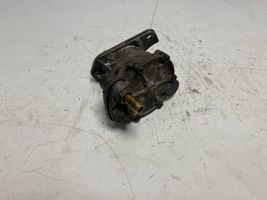 Volkswagen I LT Alipainepumppu 074145100A