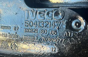 Iveco Daily 45 - 49.10 Pokrywa zaworów 504132147