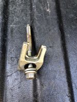 Infiniti FX Fuel Injector clamp holder 