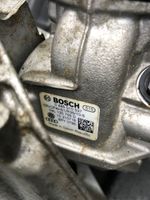 Volkswagen Touran III Pompe d'injection de carburant à haute pression 04L903143B