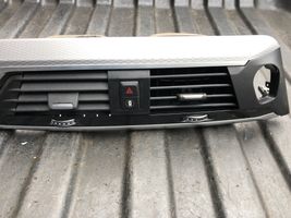 BMW X3 G01 Centrālais gaisa ventilācijas režģis 9371467