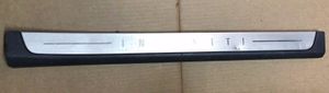 Infiniti FX Front sill trim cover 76895CG000