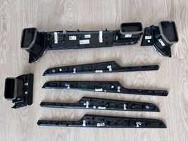 Porsche Macan Set di rivestimento del pannello della portiera 95B867409D