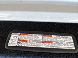 Lexus RX 450H Portellone posteriore/bagagliaio 6892048030