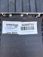 Volvo V60 Tavaratilan etulokeron etuosa 32260733