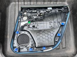 Volvo S90, V90 Takaoven verhoilu 31393232