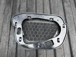 Volvo S90, V90 Subwoofer-bassoelementin etusäleikkö/lista 31484635