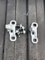 Volvo S90, V90 Set di cerniere portiera anteriore RH141