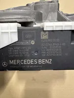 Mercedes-Benz E W213 Takaluukun/tavaratilan luukun nostomoottori A2137605600