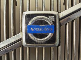 Volvo S80 Etupuskurin ylempi jäähdytinsäleikkö 