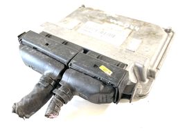 Audi A3 S3 8L Sterownik / Moduł ECU 06A906033BB