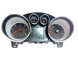 Opel Zafira C Speedometer (instrument cluster) 13460585