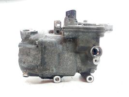 Toyota Auris E180 Ilmastointilaitteen kompressorin pumppu (A/C) 0422001030