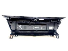 BMW 2 F46 Panel / Radioodtwarzacz CD/DVD/GPS 9371455