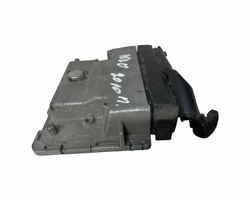 Volkswagen Polo IV 9N3 Sterownik / Moduł ECU 03E906019B