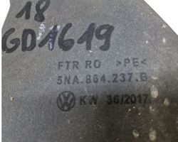 Volkswagen Tiguan Supporto/guarnizione in poliuretano espanso del parafango 5NA864237B