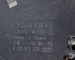 Volvo V40 Generaattori/laturi 30644945