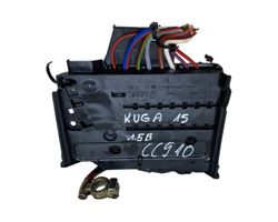 Ford Kuga II Узел подключения плюсовых проводов AV6T14A067BC