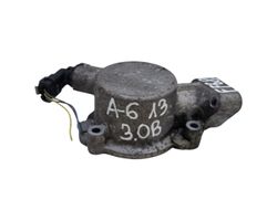 Audi A6 S6 C7 4G Supporto della pompa del carburante 06E103535A