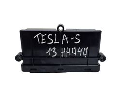 Tesla Model S Moduł / Sterownik szyberdachu 100751200A