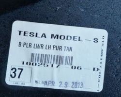 Tesla Model S B-pilarin verhoilu (alaosa) 100251706D