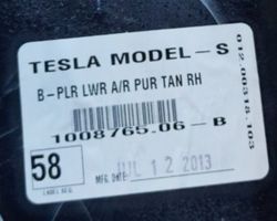 Tesla Model S Rivestimento montante (B) (fondo) 100876506B