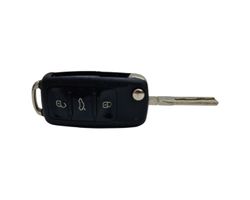 Volkswagen Jetta VI Ignition key/card 5K0837202AK