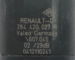 Renault Kangoo II Pysäköintitutkan anturi (PDC) 284420027R