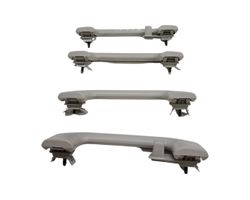 Volvo V60 Un set di maniglie per il soffitto 39838200