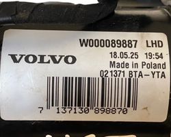 Volvo V60 Etupyyhkimen vivusto ja moottori W000089887