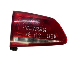 Volkswagen Touareg II Luci posteriori del portellone del bagagliaio 7P6945093C