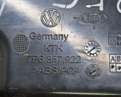 Volkswagen Touareg II Schowek deski rozdzielczej 7P6857922