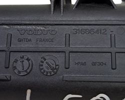 Volvo XC90 Interkūlerio žarna (-os)/ vamzdelis (-iai) 31686412