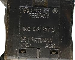 Audi Q5 SQ5 Hansikaslokerosarja 1K0919237C