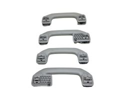 Mercedes-Benz GLA W156 Un set di maniglie per il soffitto A0998150039