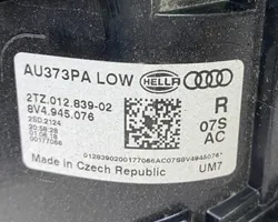 Audi A3 S3 8V Lampy tylnej klapy bagażnika 8V4945076